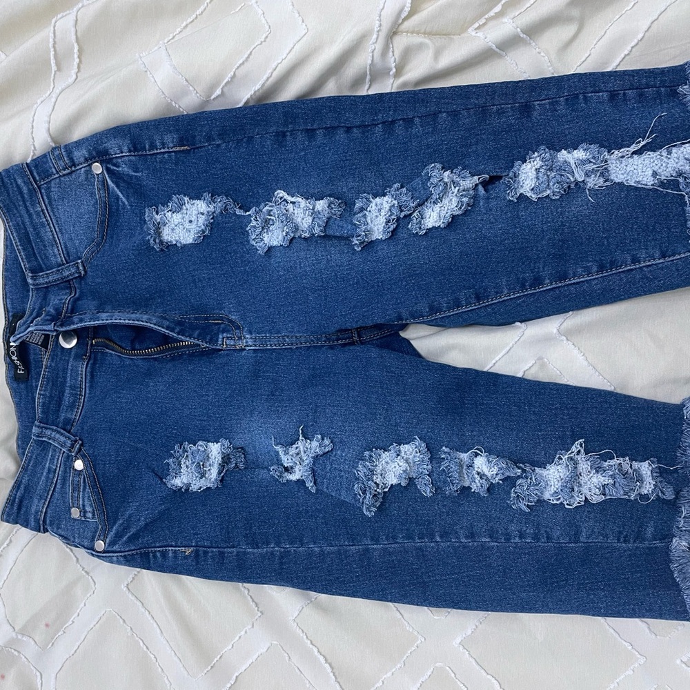 Worn once cargo shorts from fashion nova